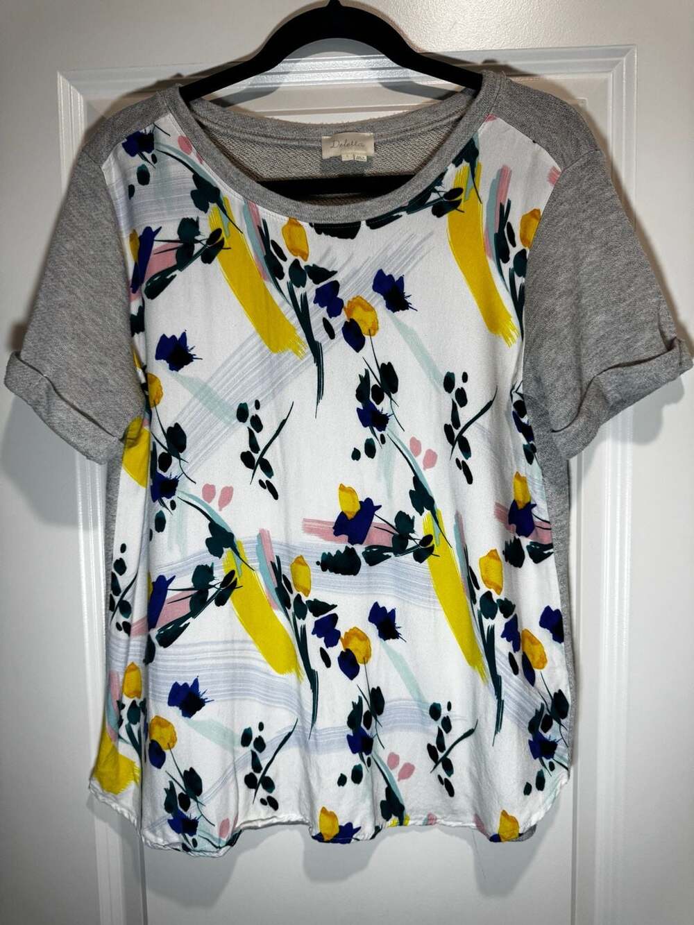 Deletta Anthropologie Amalia Floral Front Gray French Terry Tee Top Large